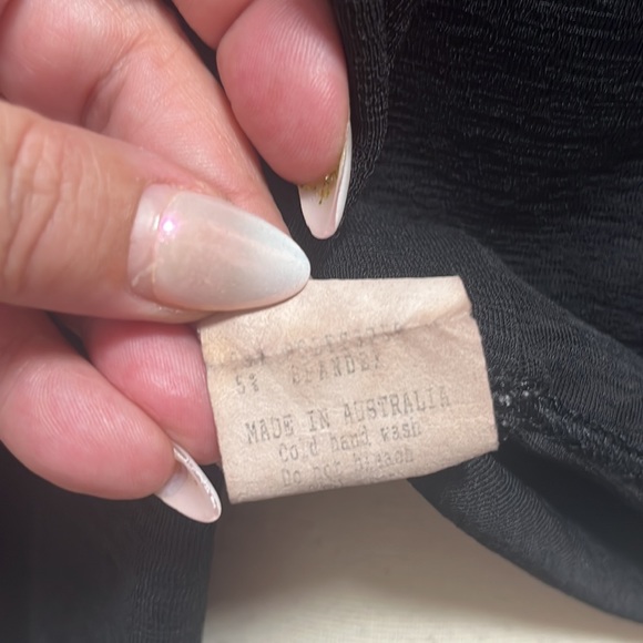 OJay large black quarter sleeve top - Picture 5 of 6